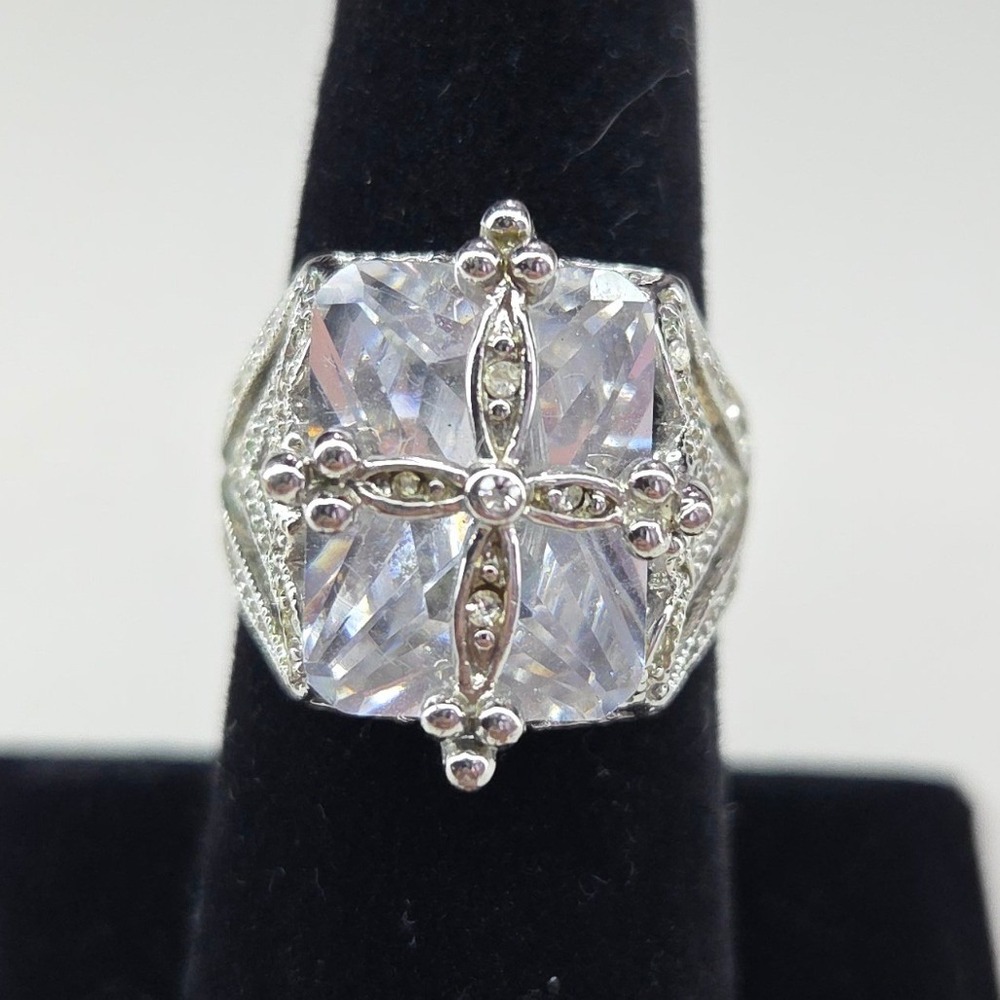 Vintage Silver Tone Radiant Cut CZ Cross Filigree Statement Ring‎ Size 7.5